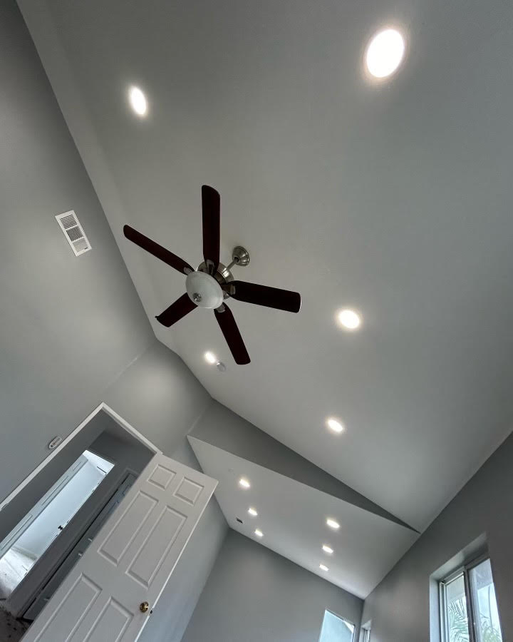 Vaulted Bedroom Fan + Recessed Lighting